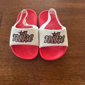 Nike Kawa Slides Sandals Flip Flop Toddler Baby Size 5C Pink White Strap UK 4.5